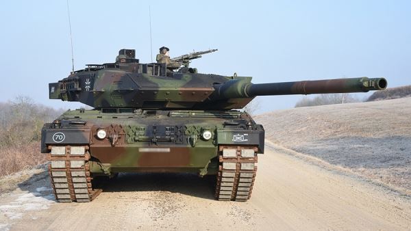 Прага не планирует отправлять Киеву танки Leopard 2 ради своей безопасности<br />
